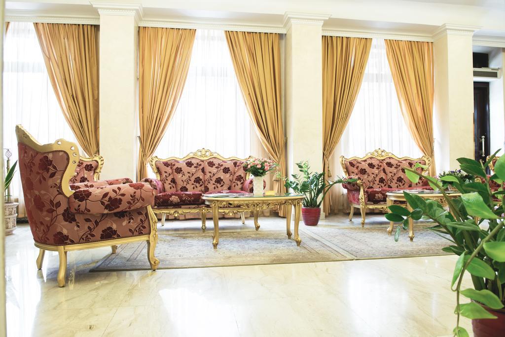 Optima Collection Podil Plaza Hotel Kijev Kültér fotó