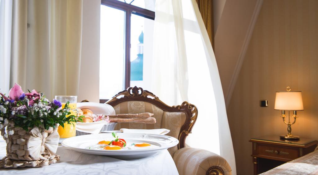 Optima Collection Podil Plaza Hotel Kijev Kültér fotó
